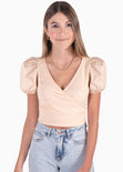 Crop top con escote cruzado y mangas abullonadas para mujer - Flashy