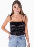 Crop top con recogidos y anundados en tiras color negro para mujer - Flashy