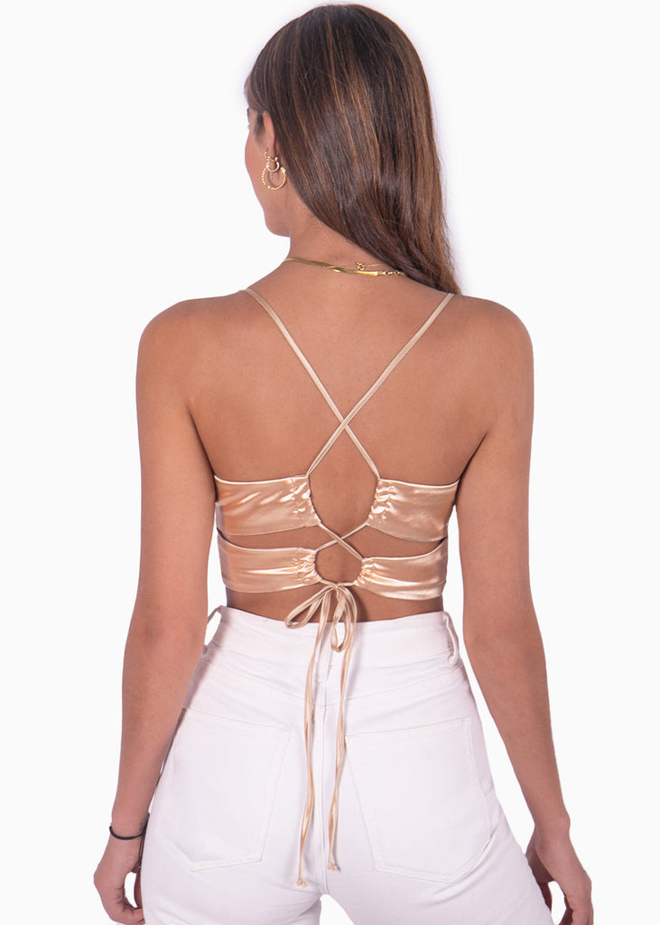 Crop top con tiras cruzadas en espalda color dorado para mujer - Flashy