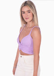 Crop top de tiras con escote entorchado color lila, morado para mujer - Flashy