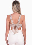 Crop top de tiras con tela de cuadros y escote cuadrado color beige para mujer - Flashy