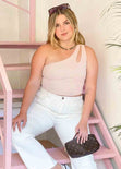 Crop top de un solo hombro color beige para mujer - Flashy