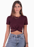 Crop top manga corta con anudados en costados color vino para mujer - Flashy