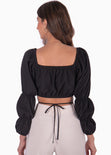 Crop top manga larga con cruce en abdomen color negro para mujer - Flashy