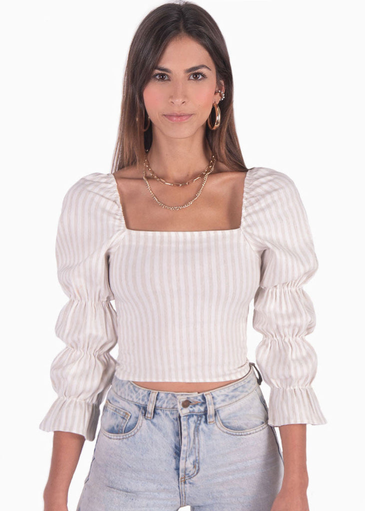 Crop top manga larga con escote cuadrado y recogidos en mangas color beige para mujer - Flashy