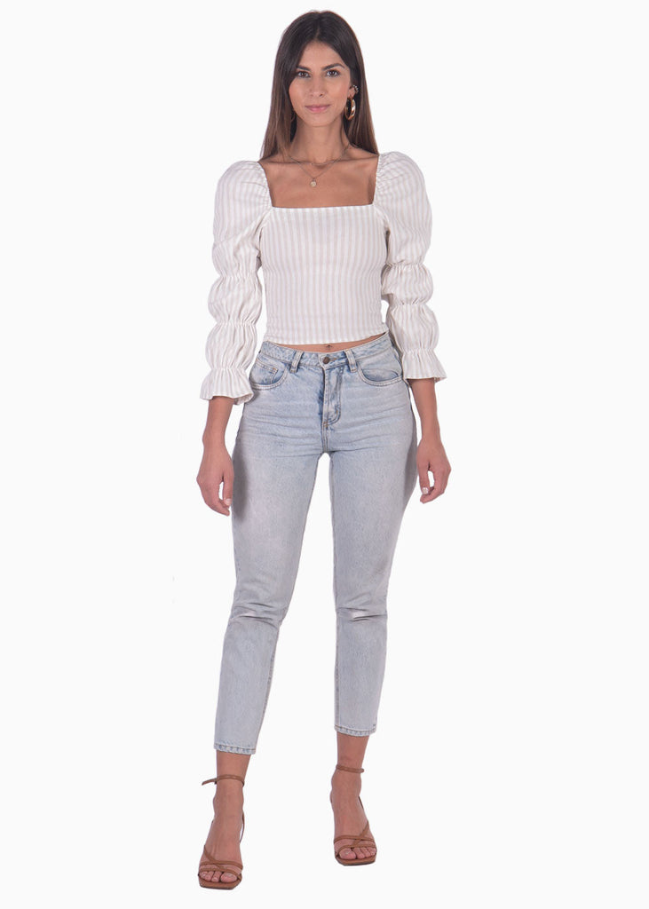 Crop top manga larga con escote cuadrado y recogidos en mangas color beige para mujer - Flashy