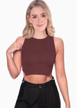 Crop top sin mangas con apliques de perlas en costados color café para mujer - Flashy