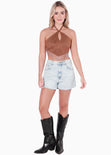 Crop top tipo halter con abertura y con aplique de piedras brillantes color café para mujer - Flashy