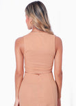 Crop top tipo lino sin mangas y con anudado color beige para mujer - Flashy