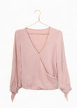 Blusa cruzada rosada con moños en mangas para mujer - Flashy