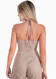 Enterizo de pantalón con aro en escote color café, beige para mujer - Flashy