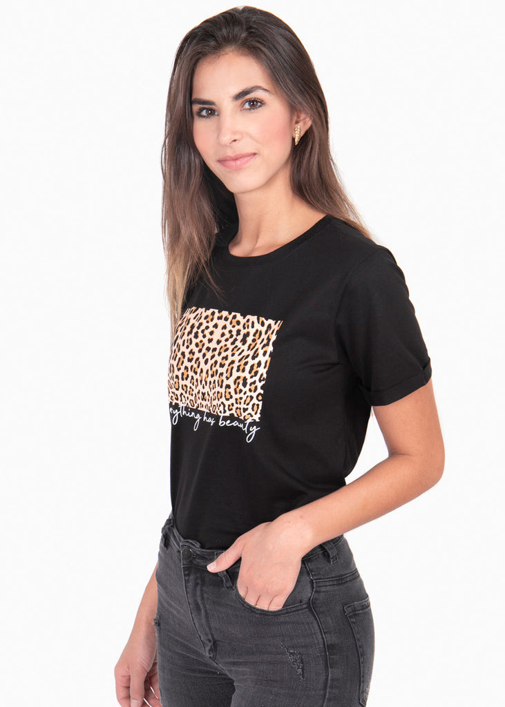 Camiseta estampada "Everything Has Beauty" para mujer - Flashy