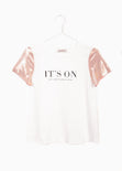 Camiseta estampada "It's on" para mujer - Flashy
