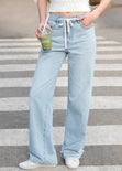 Jean Semi wide leg tiro alto con cinta para anudar en cintura color azul para mujer - Flashy
