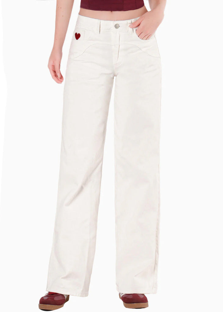 Jean wide leg tiro medio con corte y bordado de corazón para mujer - Flashy