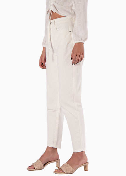 Mom jean color blanco, denim para mujer - Flashy
