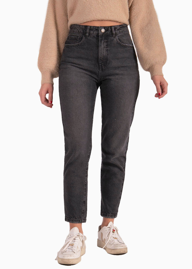 Mom jean color negro, denim para mujer - Flashy