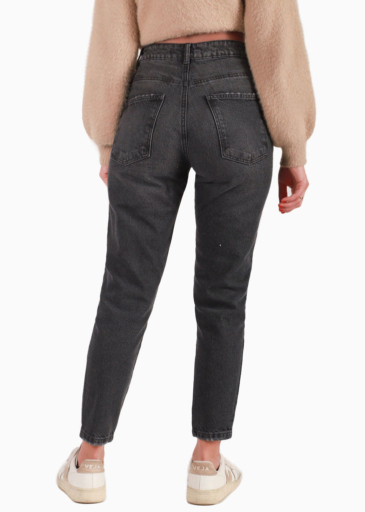 Mom jean color negro, denim para mujer - Flashy