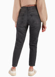 Mom jean color negro, denim para mujer - Flashy