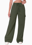 Pantalón ancho tipo lino con bolsillos cargo, elástico en cintura y anudado color verde para mujer - Flashy