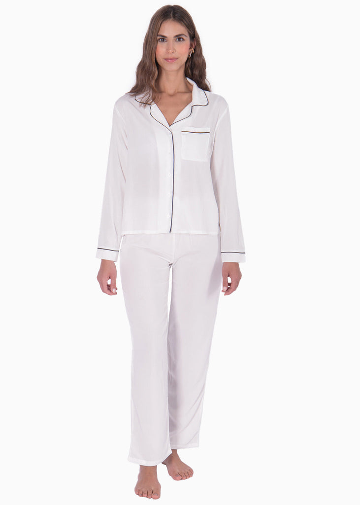 Pijama con blusa manga larga de botones y pantalón color blanco, marfil para mujer - Flashy