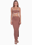 Set de falda larga y crop top de tiras color camel, café para mujer - Flashy
