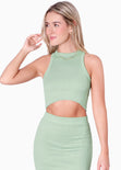 Set de falda midi y crop top halter sin mangas color verde para mujer - Flashy