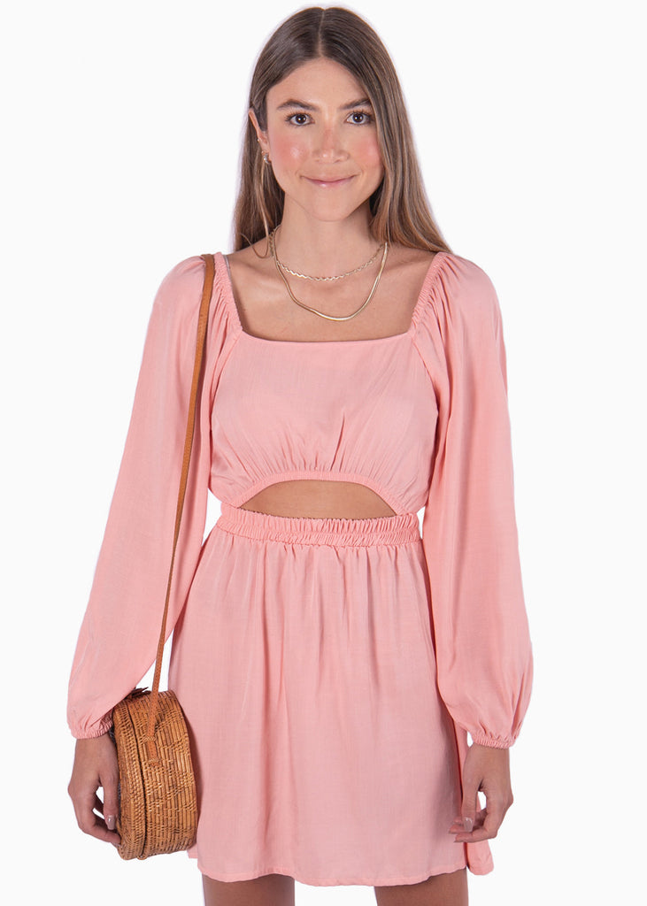 Vestido corto con mangas largas y abertura color rosado para mujer - Flashy