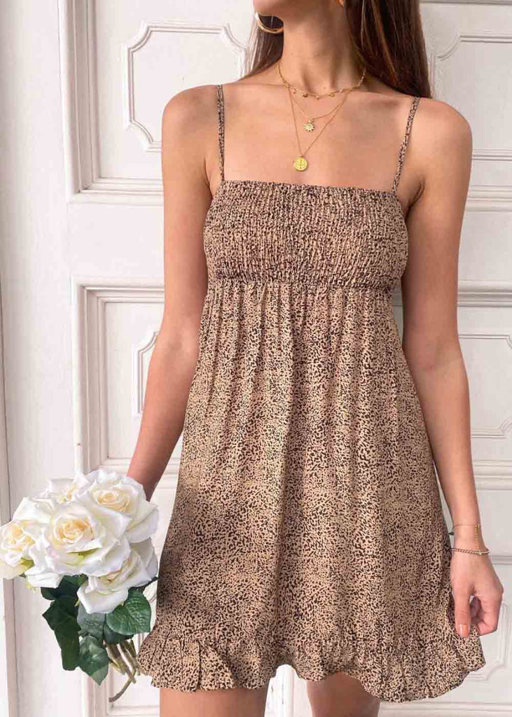 Vestido corto de tiras con estampado de animal print color café para mujer - Flashy