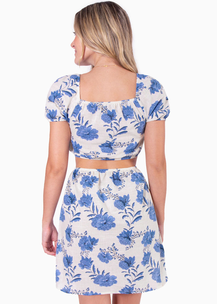 Vestido corto manga corta con estampado de flores, aro en escote y aberturas cut out color marfil para mujer - Flashy