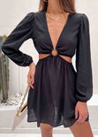 Vestido corto manga larga con aro en escote y aberturas color negro para mujer - Flashy