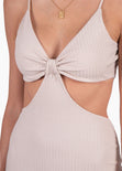 Vestido largo con anudado en escote y aberturas color beige para mujer - Flashy