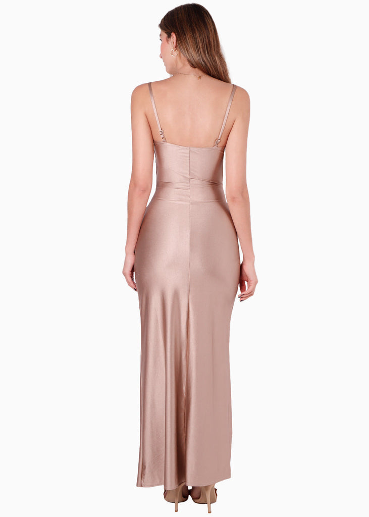Vestido largo con pieza drapeada en frente color dorado para mujer - Flashy