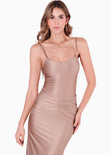 Vestido largo con pieza drapeada en frente color dorado para mujer - Flashy