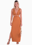 Vestido largo sin mangas y aro en escote color camel para mujer - Flashy
